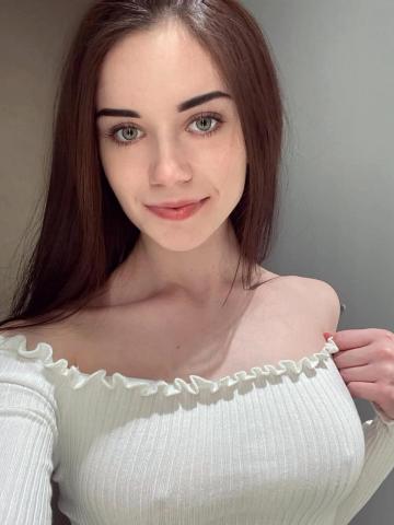 Полина